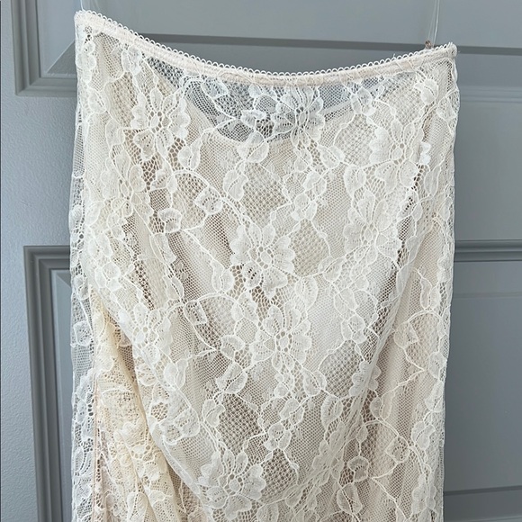 House of CB Therese Lace Floral Maxi Skirt - Picture 2 of 11